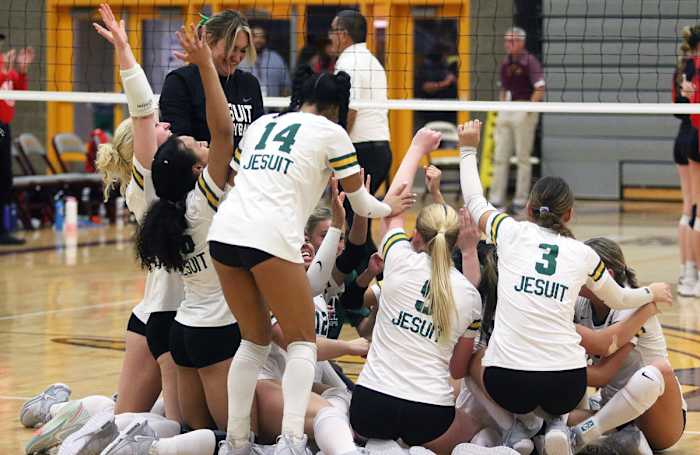 a Jesuit Oregon City 6A Oregon volleyball final November 4 2023 Dan Brood 32